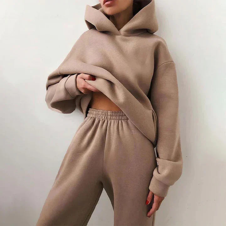 Claire | Cosy Tracksuit